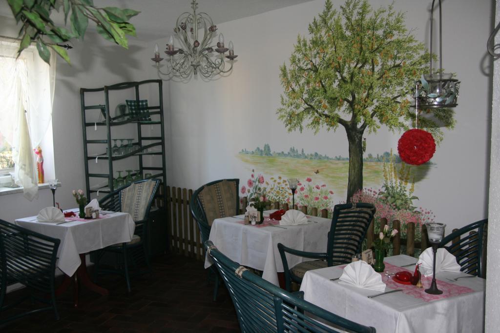Romantik Landhaus & Pension Klaps Liebling Lübben Extérieur photo